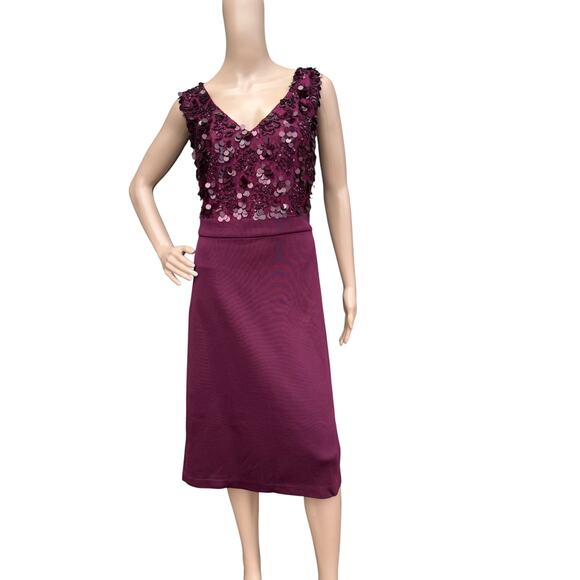 St. John Resort 2014 Plum Sequin V-Neck Midi Dress, Hand Knit Gown Size 16 - Picture 1 of 9